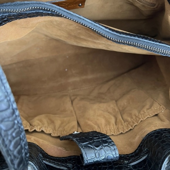 Patricia Nash leather drawstring tote - Picture 4 of 4